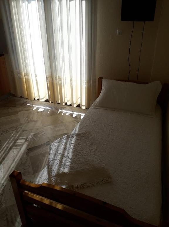 Villa Eleon 1 Vrasná 外观 照片